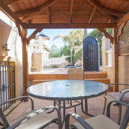 וילה Amazing Ideal For Golf Or Family Holidays וייאמרטין